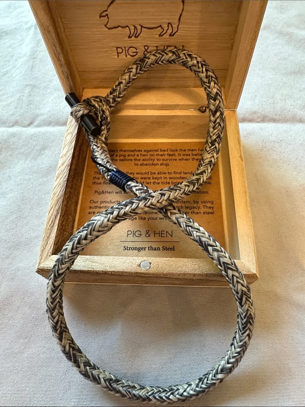 Pig & Hen Men's Braided Rope Bracelet in Natural Gray